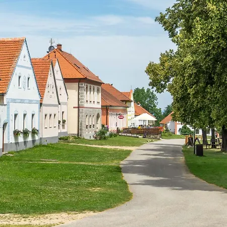 Villa Holasovice